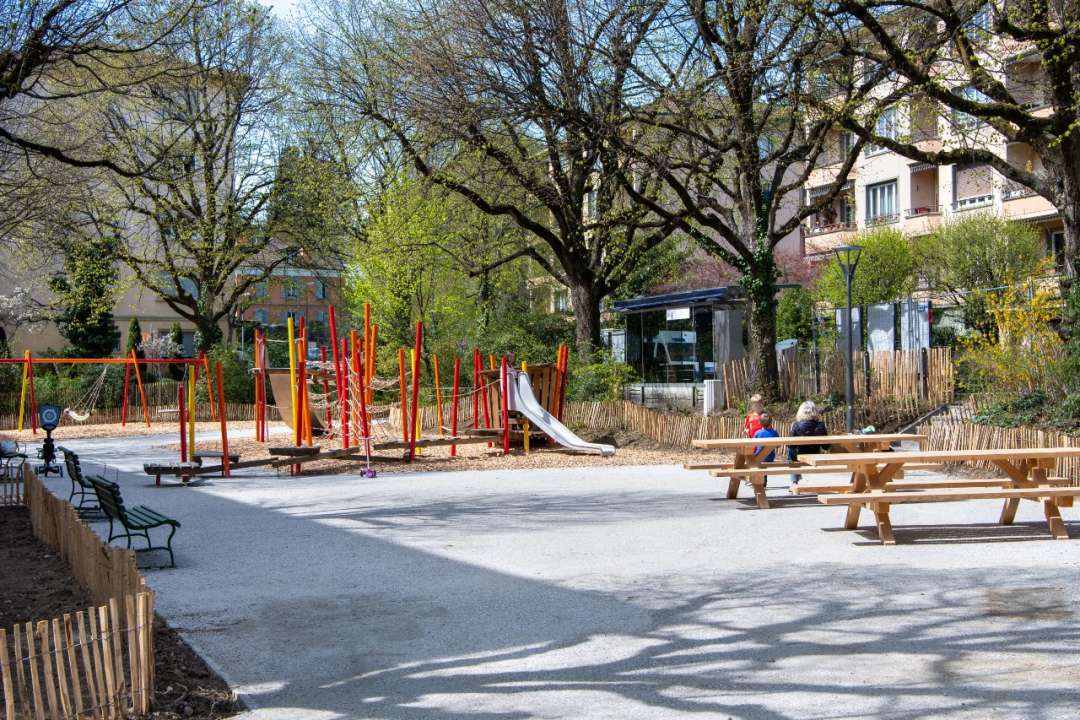 Réaménagement du parc et de la place de jeux des Faverges