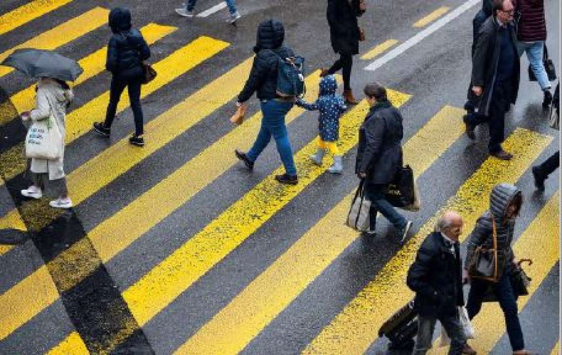 Aide sociale dans des villes suisses en 2022 – Les réfugiés à l’aide sociale exercent souvent un emploi