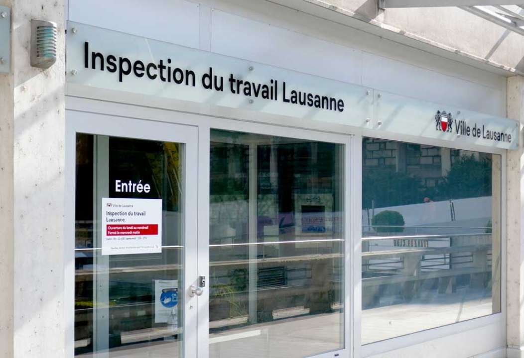 Inspection du travail Lausanne – Renforcer l’information sur le blanchiment dentaire