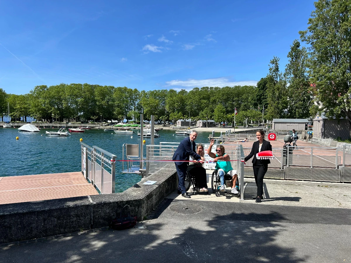 Zone de baignade du Vieux-Port d’Ouchy: nouvelle plateforme et ascenseur pour les personnes à mobilité réduite